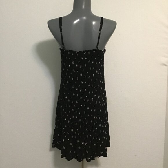 Hollister Spaghetti Strap Smocked Mini Dress Size XL - Picture 3 of 10